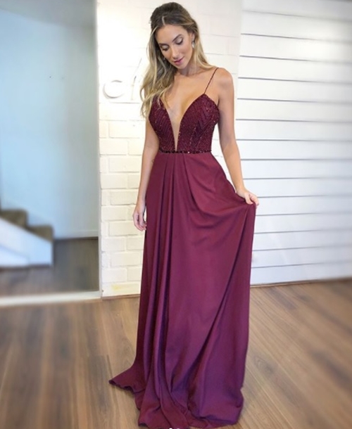 vestido longo cor vinho