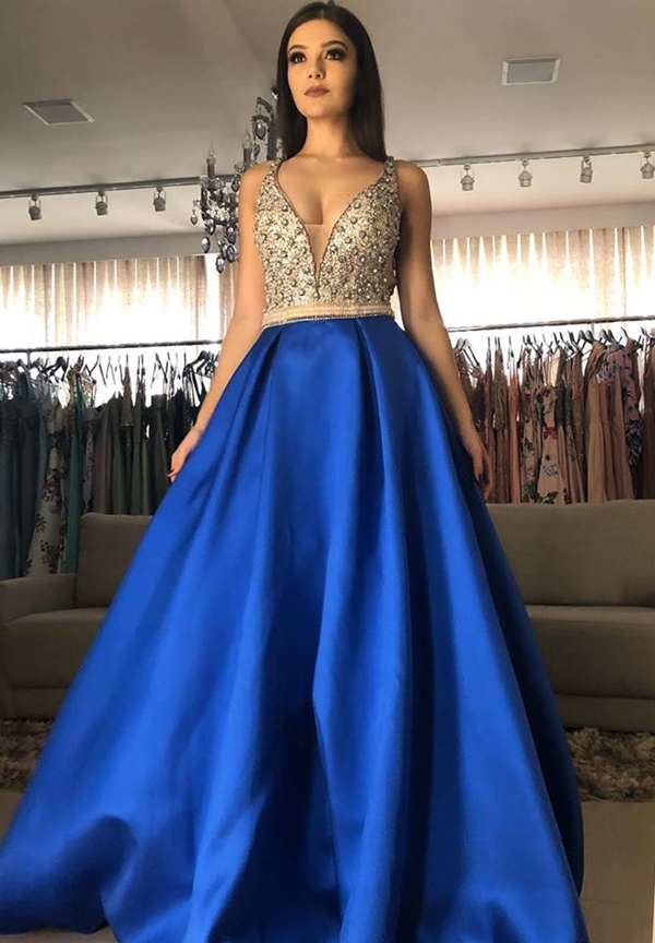 vestido azul royal longo para formatura