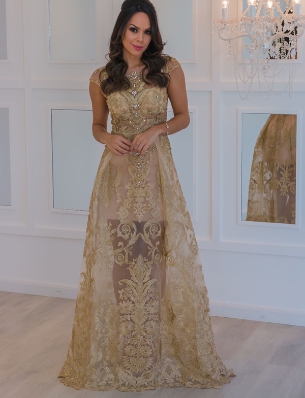 vestido dourado