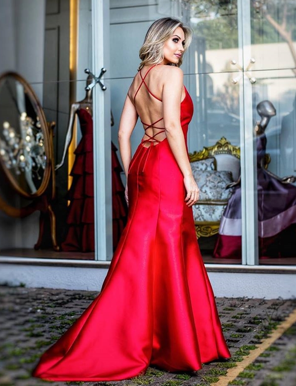 vestido de festa longo vermelho modelo sereia