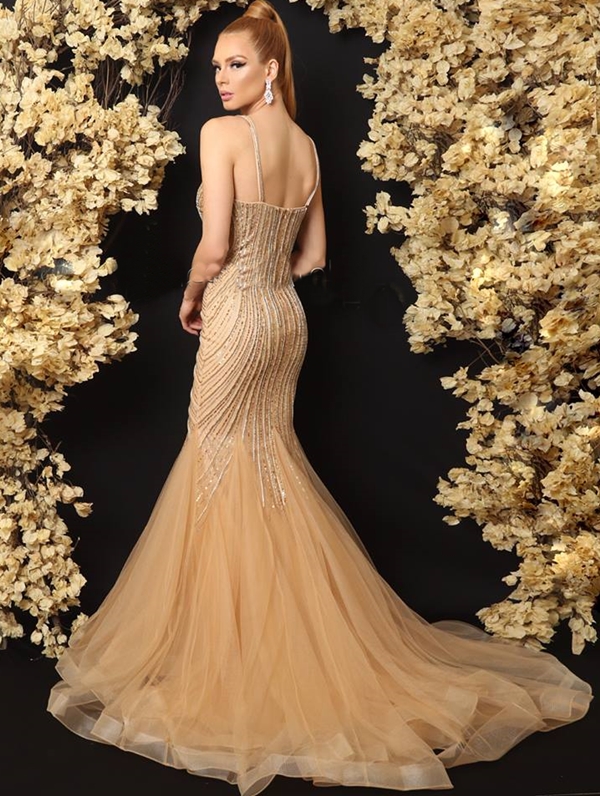 vestido dourado sereia