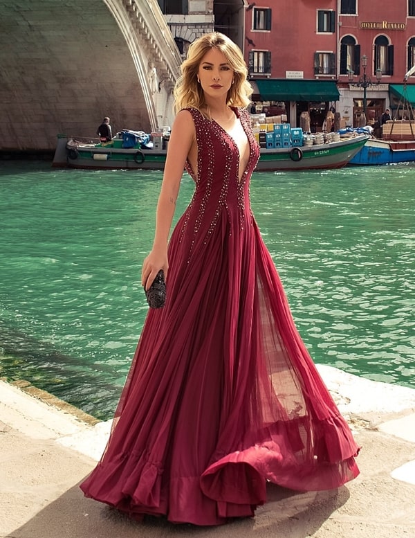 vestido longo marsala