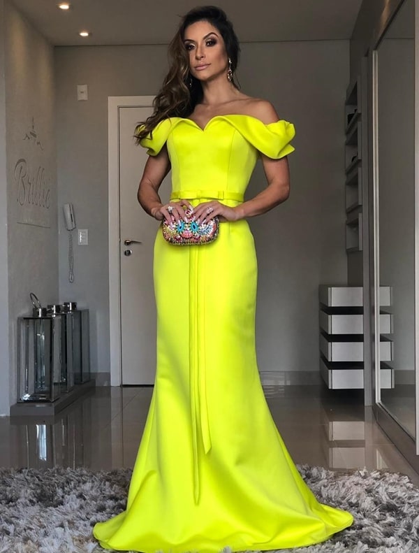 vestido de festa longo amarelo neon