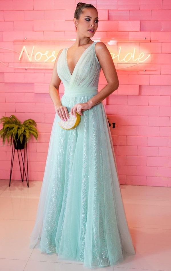 vestido longo verde menta com brilho para madrinha de casamento