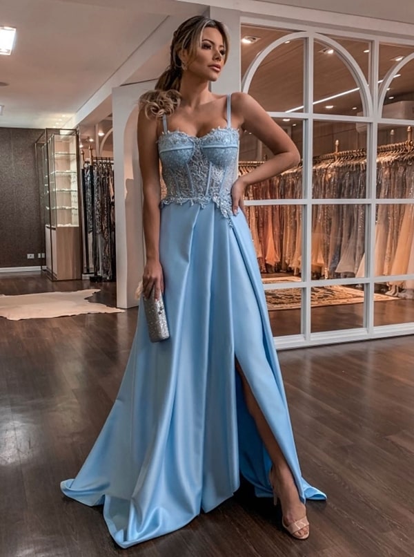 35 vestidos azul claro para madrinhas de casamento 2019