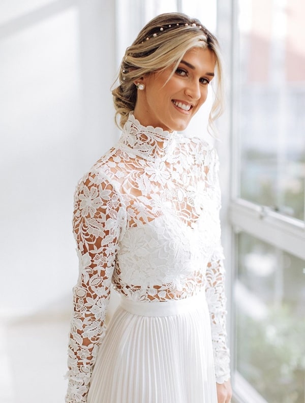 Vestido branco midi rendado para noiva casamento civil ou mini wedding