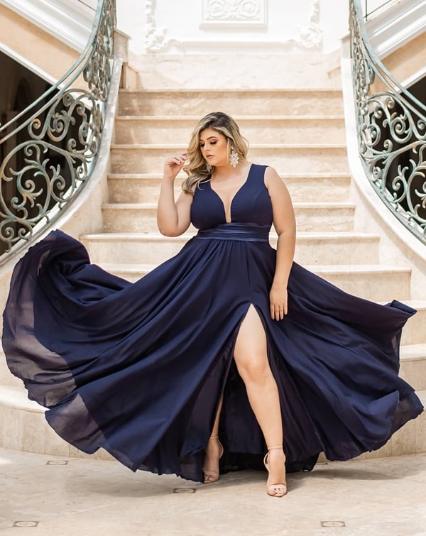 vestido de festa plus size azul marinho