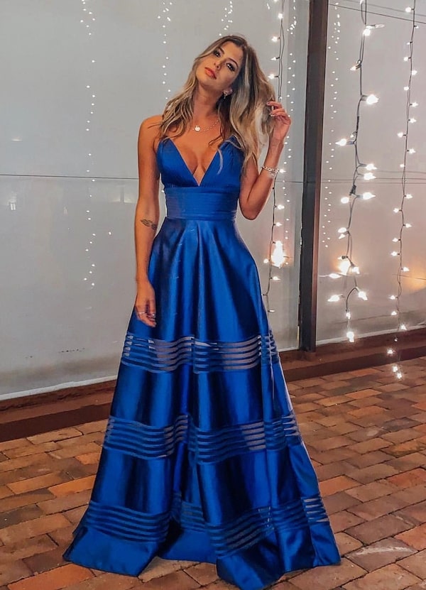 vestido de festa  azul  para madrinha de casamento a noite