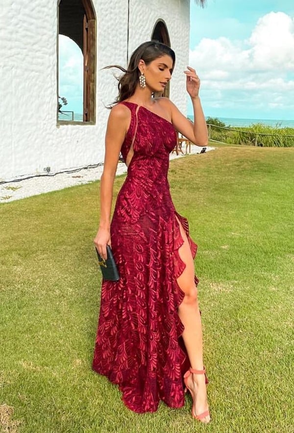 vestido longo marsala com fenda