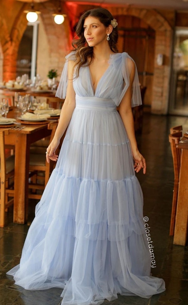 vestido longo azul serenity de tule