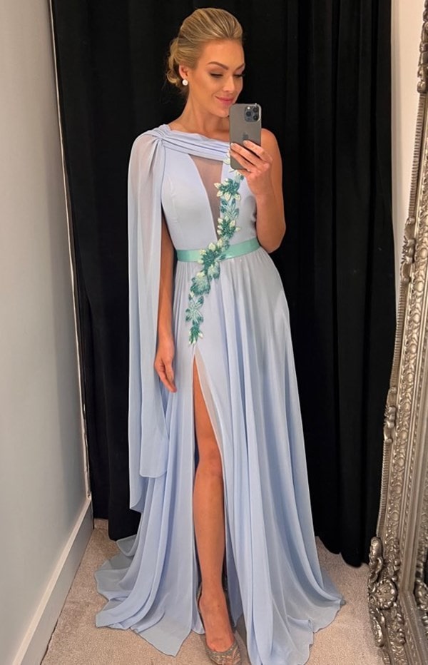 vestido longo azul serenity para mãe da noiva