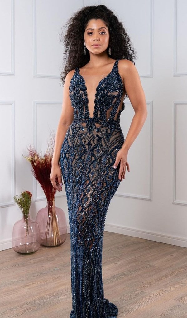vestido longo azul bordado para formanda 2022