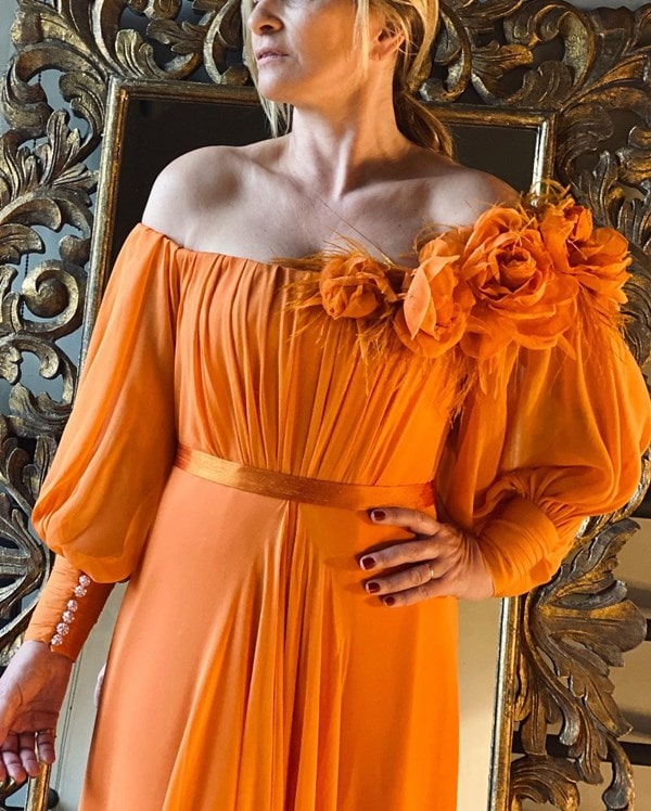 vestido longo laranja para mãe da noiva casamento dia