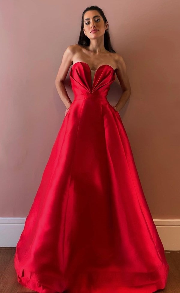 vestido longo vermelho em zibeline alfaiataria