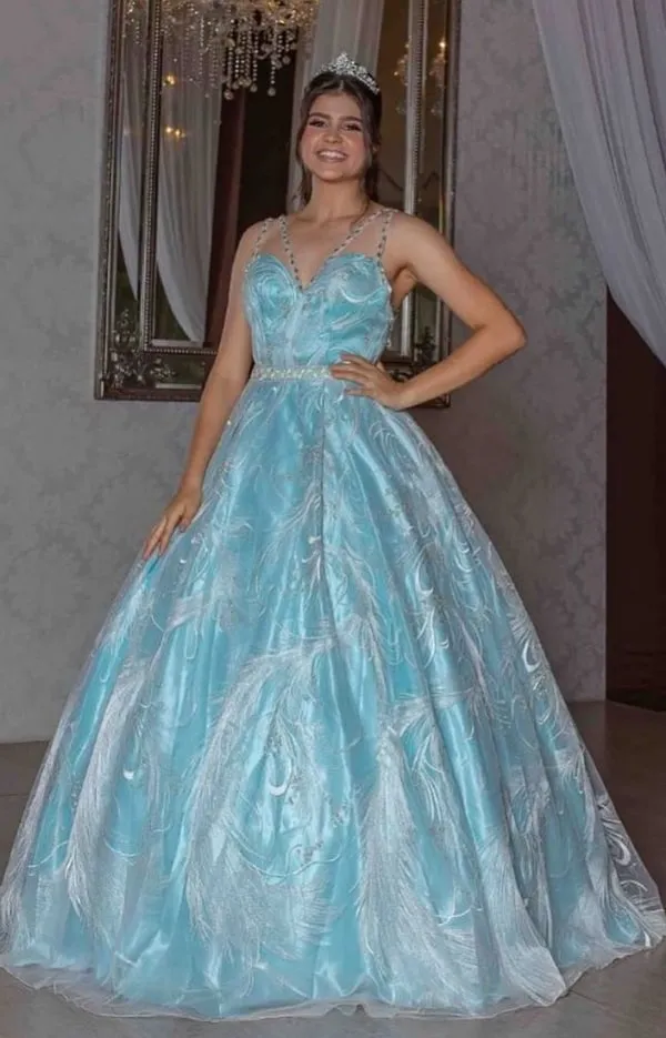 vestido debutante azul serenity