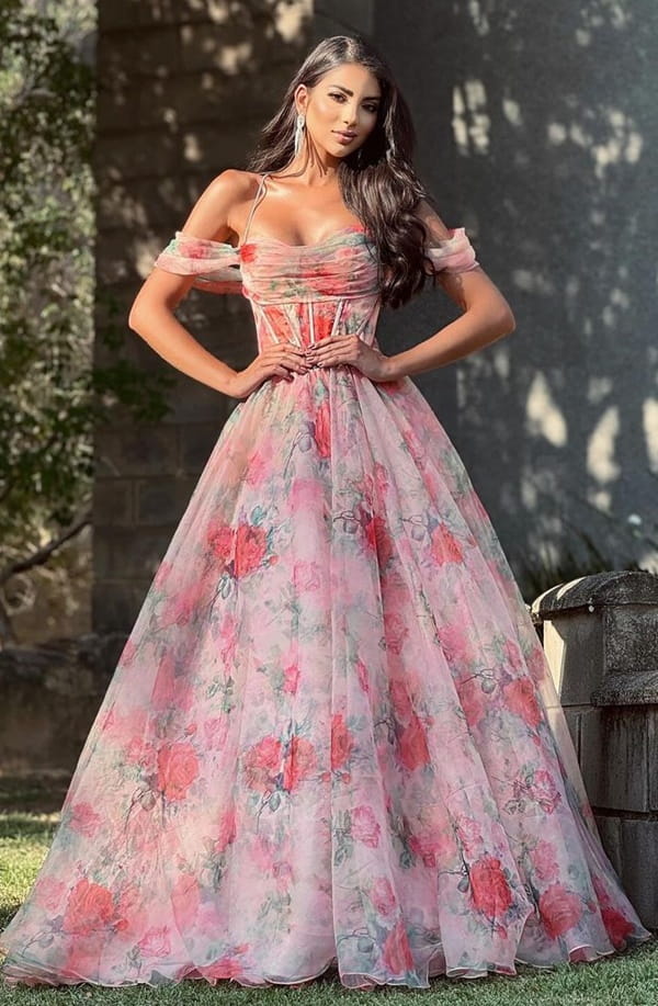 Vestido de festa estampado longo com saia ampla estilo princesa e corset