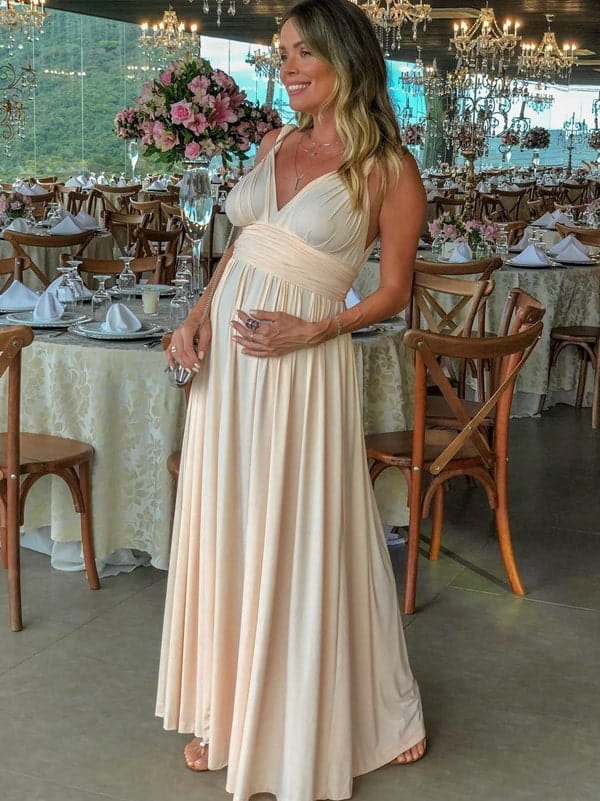 vestido de festa para gestante casamento durante o dia