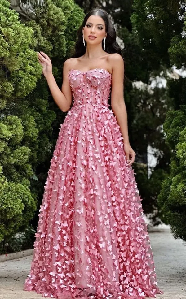 vestido longo rosa com bordado 3D