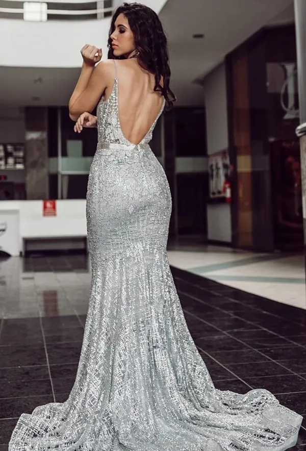 vestido de festa longo prata com decote nas costas