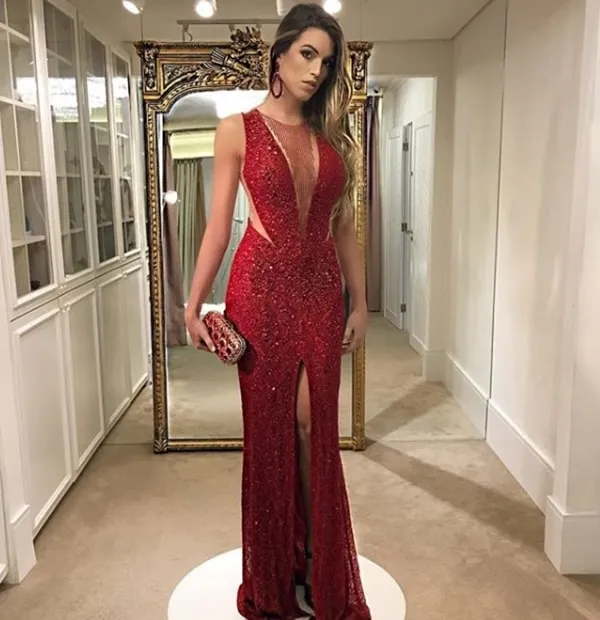 vestido de festa vermelho com brilho longo