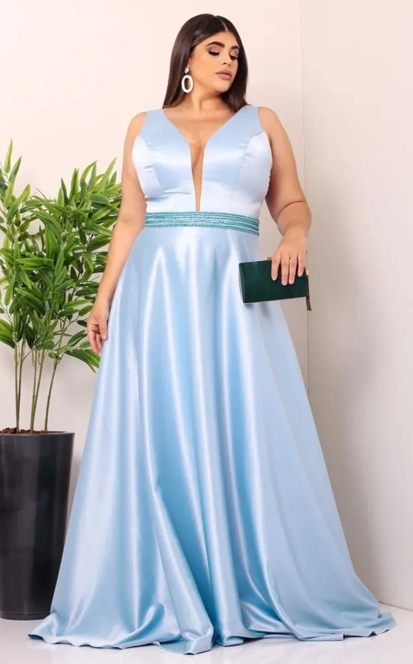 vestido de festa plus size azul serenity para  madrinha de casamernto