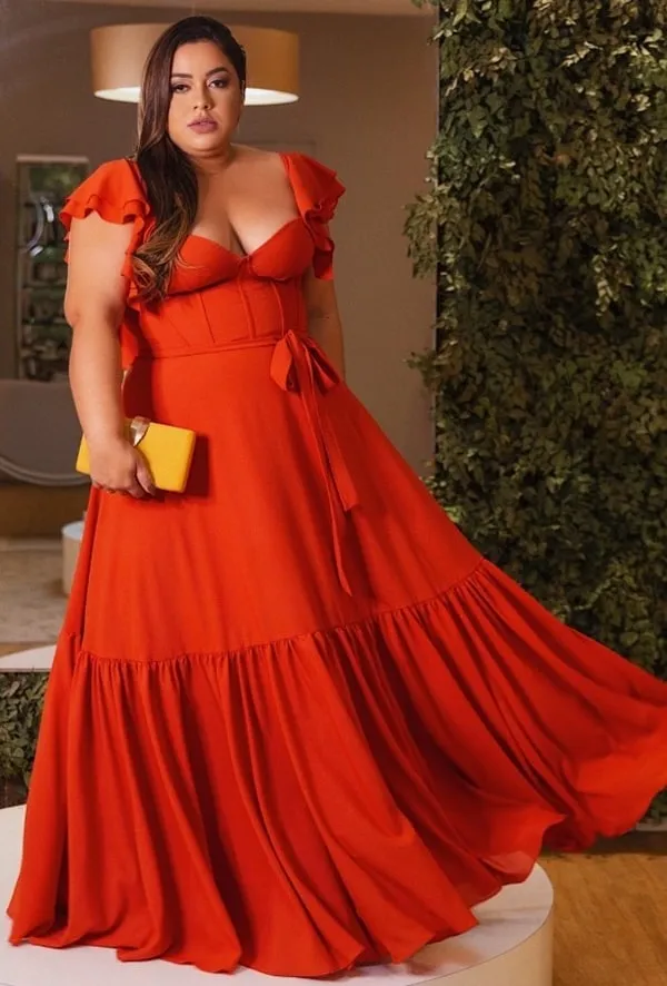 vestido terracota plus size casamento