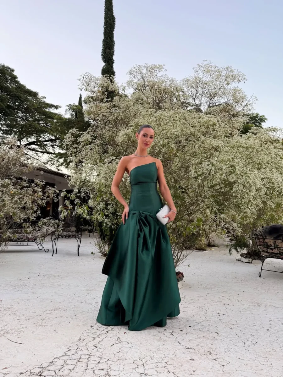 vestido de festa verde esmeralda para madrinha de casamento